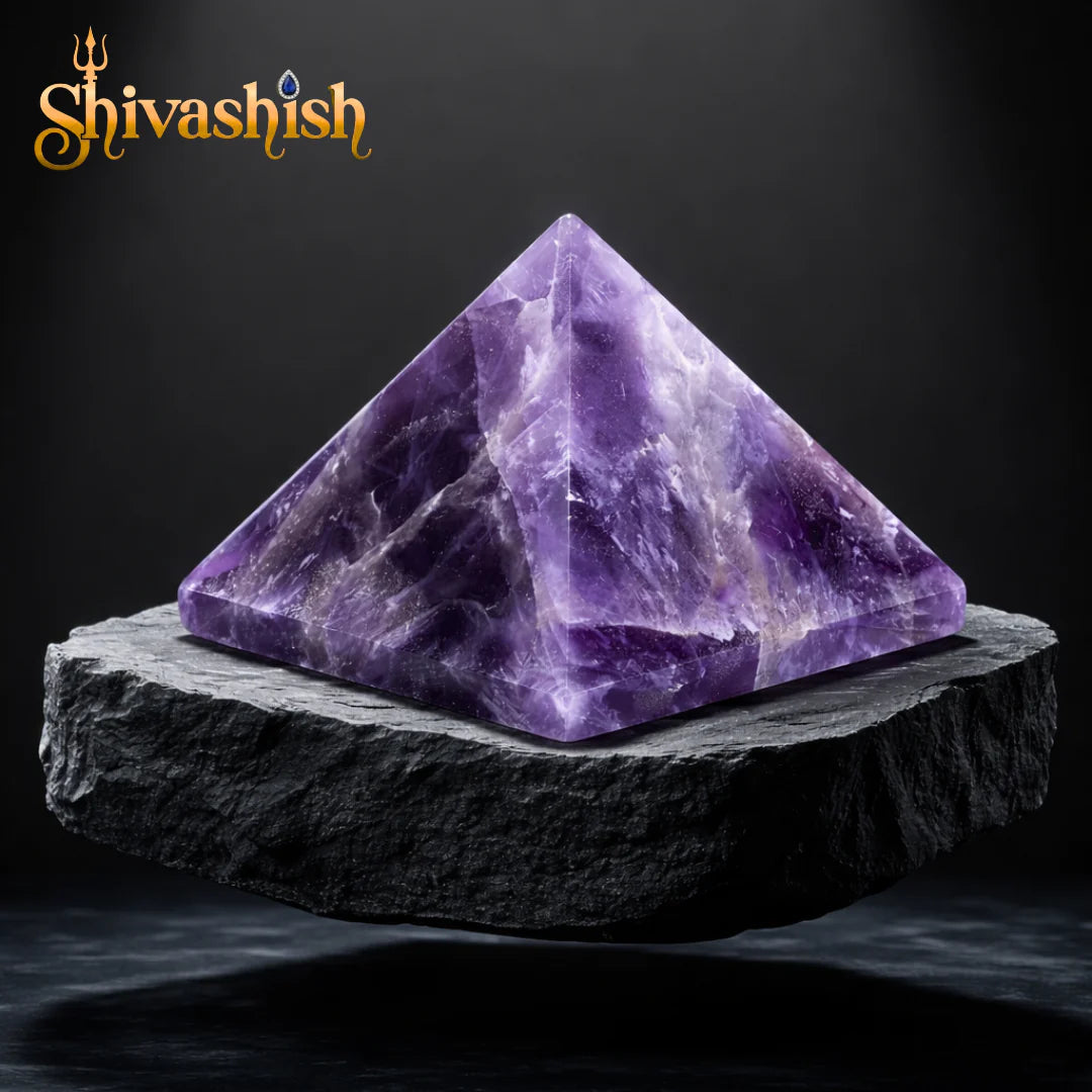 Amethyst Crystal Pyramid – Natural Stone | Calmness, Protection & Spiritual Balance